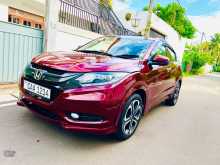 https://riyasewana.com/uploads/honda-vezel-2014-1022393212174.jpg