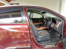 https://riyasewana.com/uploads/honda-vezel-2014-1112501412212.jpg