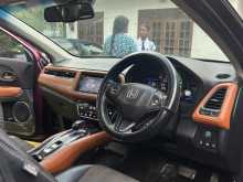 https://riyasewana.com/uploads/honda-vezel-2014-113294412283.jpg