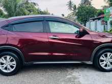 https://riyasewana.com/uploads/honda-vezel-2014-1219132712594.jpg