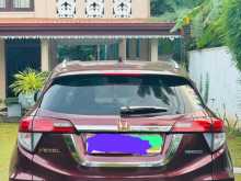 https://riyasewana.com/uploads/honda-vezel-2014-1312290512142.jpg