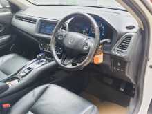 https://riyasewana.com/uploads/honda-vezel-2014-1318533812863.jpg