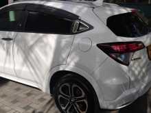 https://riyasewana.com/uploads/honda-vezel-2014-1417252812322.jpg