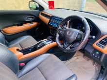 https://riyasewana.com/uploads/honda-vezel-2014-1513034712584.jpg
