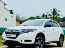 https://riyasewana.com/uploads/honda-vezel-2014-1513583612572.jpg