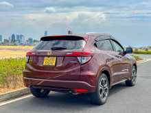 https://riyasewana.com/uploads/honda-vezel-2014-1519402712772.jpg
