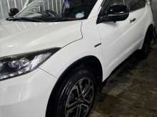 https://riyasewana.com/uploads/honda-vezel-2014-1522003712522.jpg