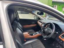 https://riyasewana.com/uploads/honda-vezel-2014-168424412914.jpg