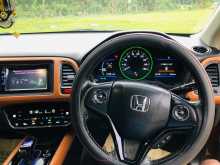 https://riyasewana.com/uploads/honda-vezel-2014-1718162512843.jpg