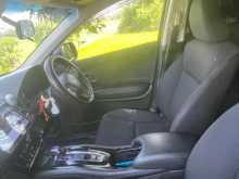 https://riyasewana.com/uploads/honda-vezel-2014-188305212742.jpg
