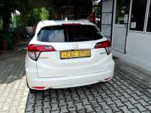 https://riyasewana.com/uploads/honda-vezel-2014-2113420112503.jpg