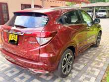 https://riyasewana.com/uploads/honda-vezel-2014-2215300712354.jpg
