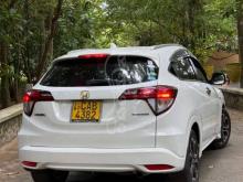 https://riyasewana.com/uploads/honda-vezel-2014-251018041258252.jpg