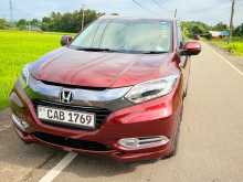 https://riyasewana.com/uploads/honda-vezel-2014-288473012412.jpg