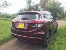 https://riyasewana.com/uploads/honda-vezel-2014-3014462212152.jpg