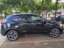 https://riyasewana.com/uploads/honda-vezel-2014-310084712022.jpg