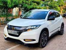 https://riyasewana.com/uploads/honda-vezel-2014-323054412652.jpg