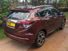 https://riyasewana.com/uploads/honda-vezel-2014-410492612523.jpg