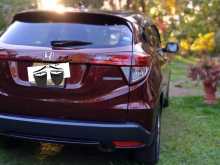 https://riyasewana.com/uploads/honda-vezel-2014-511525812163.jpg