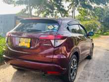 https://riyasewana.com/uploads/honda-vezel-2014-517234912362.jpg