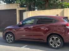 https://riyasewana.com/uploads/honda-vezel-2014-813191812944.jpg