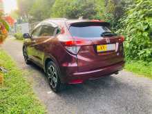 https://riyasewana.com/uploads/honda-vezel-2014-910064812472.jpg