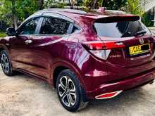 https://riyasewana.com/uploads/honda-vezel-2015-1112305012764.jpg