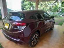 https://riyasewana.com/uploads/honda-vezel-2015-128352412172.jpg