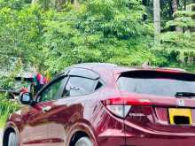 https://riyasewana.com/uploads/honda-vezel-2015-1814323712512.jpg