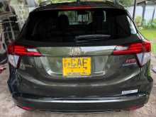 https://riyasewana.com/uploads/honda-vezel-2015-197313812452.jpg