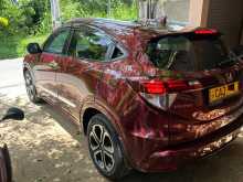 https://riyasewana.com/uploads/honda-vezel-2015-2015-1222343512422.jpg