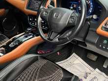 https://riyasewana.com/uploads/honda-vezel-2015-2015-1222343512953.jpg