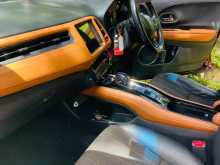 https://riyasewana.com/uploads/honda-vezel-2015-2015-1519055112874.jpg