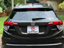 https://riyasewana.com/uploads/honda-vezel-2015-2016392312982.jpg
