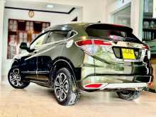https://riyasewana.com/uploads/honda-vezel-2015-208575212202.jpg