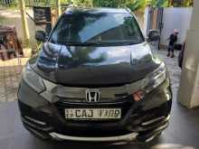 Honda Vezel 2015 SUV