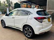 https://riyasewana.com/uploads/honda-vezel-2015-2216051112503.jpg