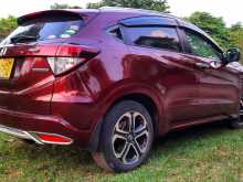 https://riyasewana.com/uploads/honda-vezel-2015-2313332512913.jpg