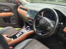 https://riyasewana.com/uploads/honda-vezel-2015-2615234212454.jpg