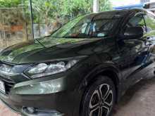 https://riyasewana.com/uploads/honda-vezel-2015-2711075412701.jpg