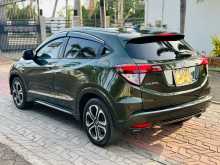 https://riyasewana.com/uploads/honda-vezel-2015-2817283112163.jpg