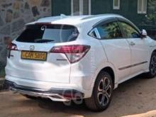 https://riyasewana.com/uploads/honda-vezel-2015-311029021293398.jpg