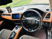 https://riyasewana.com/uploads/honda-vezel-2015-37580812634.jpg