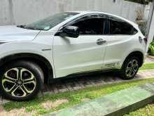 https://riyasewana.com/uploads/honda-vezel-2016-211465312672.jpg