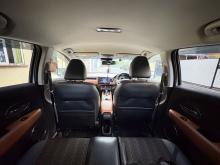 https://riyasewana.com/uploads/honda-vezel-2016-214401417096.jpg