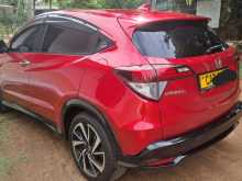 https://riyasewana.com/uploads/honda-vezel-2016-219012212152.jpg