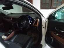 https://riyasewana.com/uploads/honda-vezel-2016-2417044312343.jpg
