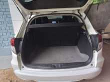 https://riyasewana.com/uploads/honda-vezel-2016-2417044312644.jpg