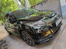 https://riyasewana.com/uploads/honda-vezel-2016-299562612514.jpg