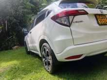 Honda Vezel 2016 SUV